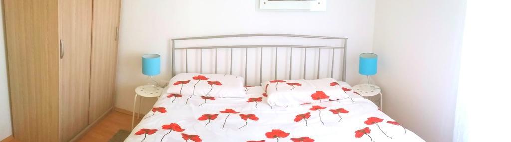 Gospoja Park & Beach Apartment Vrbnik Luaran gambar